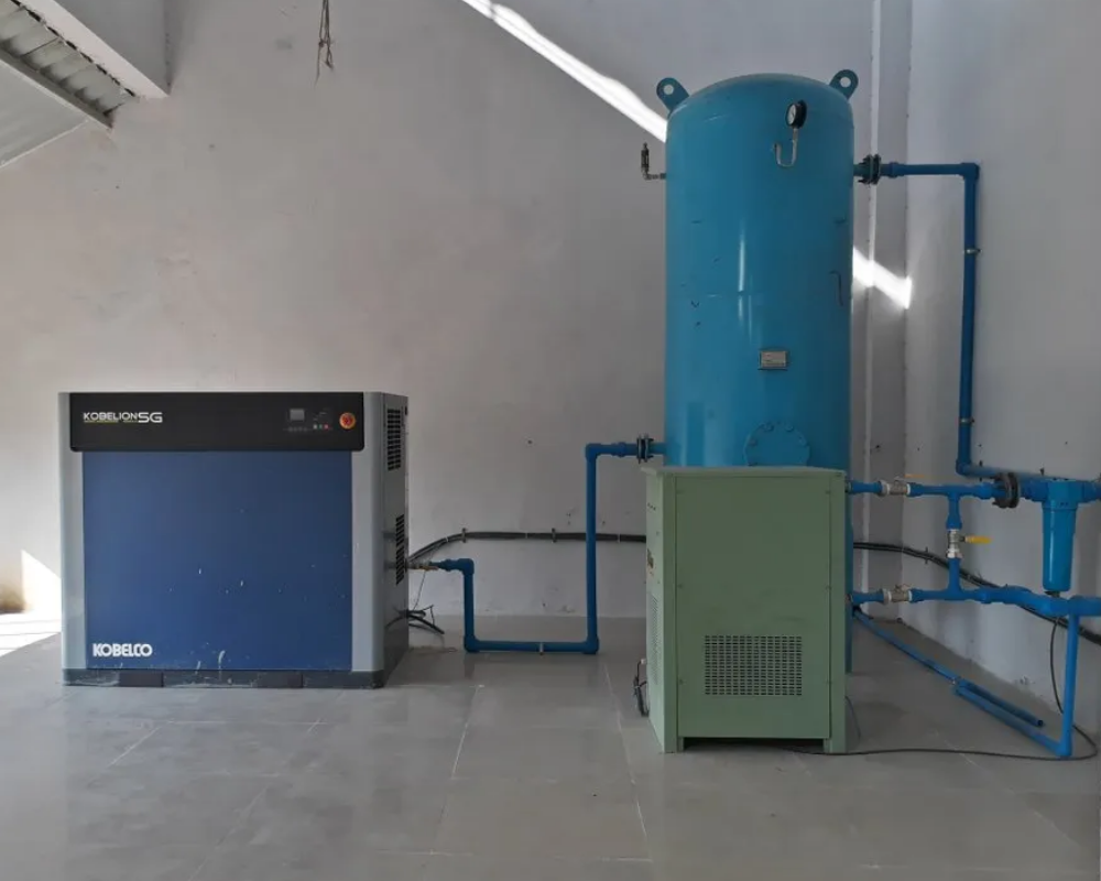 MÁY NÉN KHÍ 30HP 22KW KOBELCO